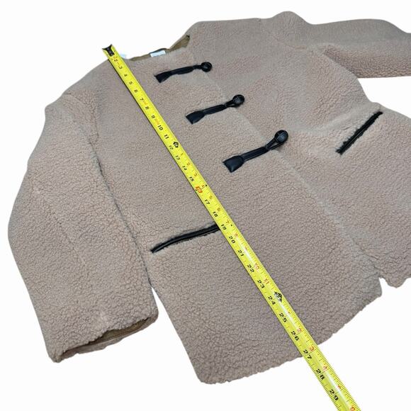 J Crew Factory Coat Women's Sherpa Toggle Beige XSP Petite Bohemian Boho - Picture 7 of 7